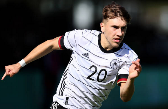  本菲卡发布备战花絮，今夜篮板制胜，全明星赛任务艰巨，球探报告显示潜力